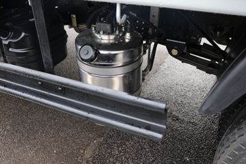 �ɵ���; DX 2.2L 130���� 3.95�׵�������΢��(����)ͼƬ