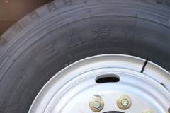 飞碟奥驰 X6系列 220马力 4X2 6.5米自卸车(国六)