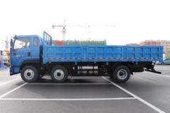 飞碟奥驰 X6系列 220马力 6X2 6.8米自卸车(国六)