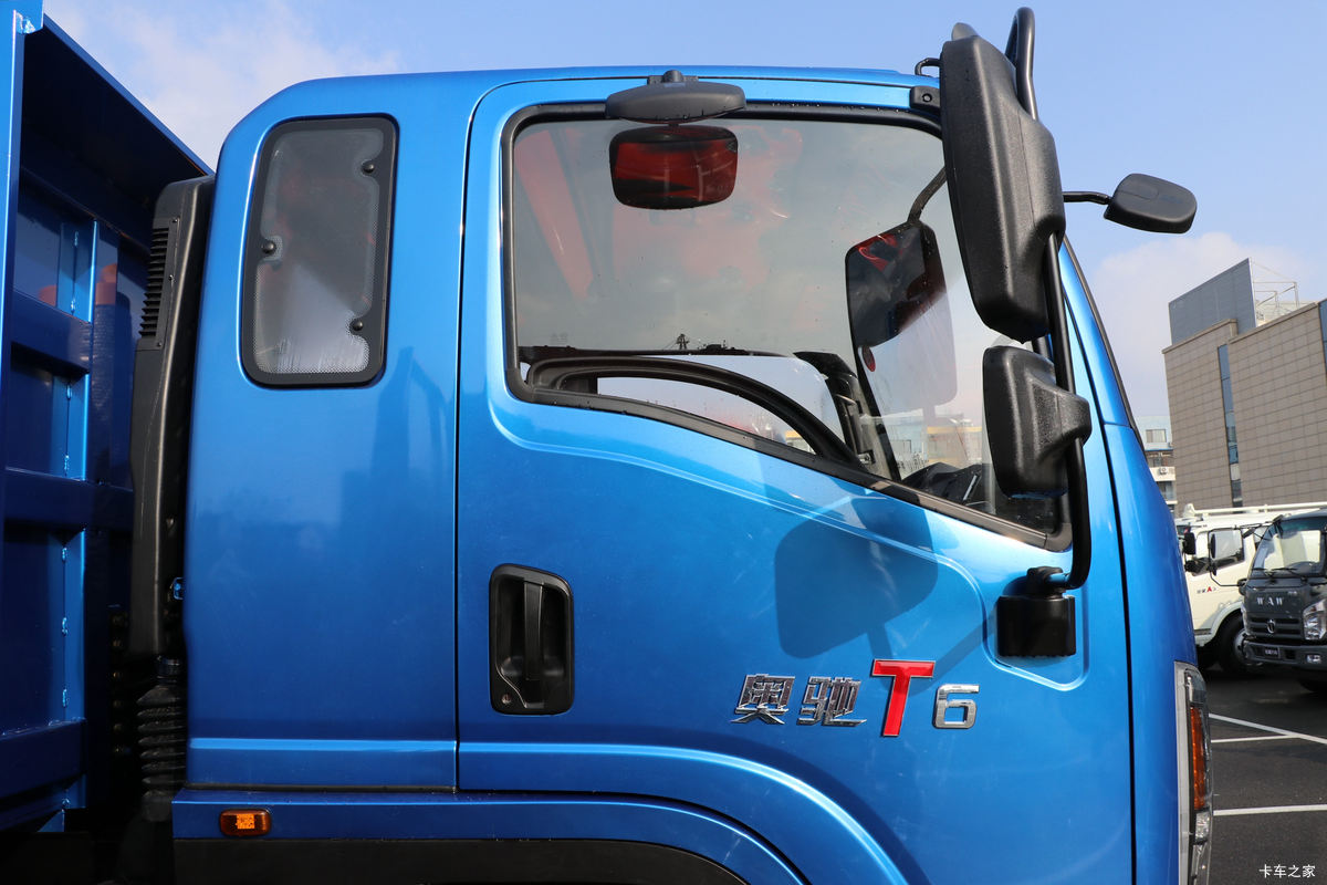 �ɵ��³� T6ϵ�� 220���� 6X2 5.2����ж��(����)���                                                