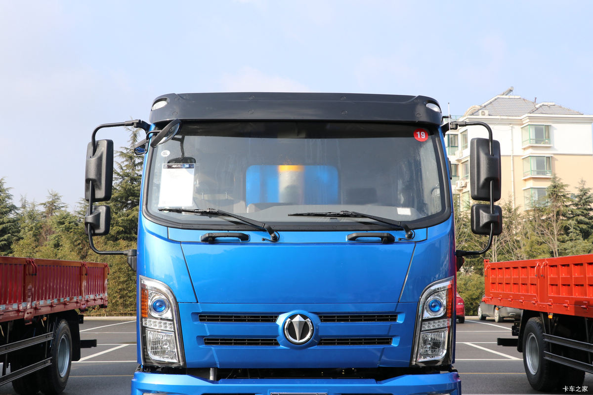 �ɵ��³� T6ϵ�� 220���� 6X2 5.2����ж��(����)���                                                