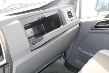 �ɵ��³� T6ϵ�� 220���� 6X2 5.2����ж��(����)ͼƬ