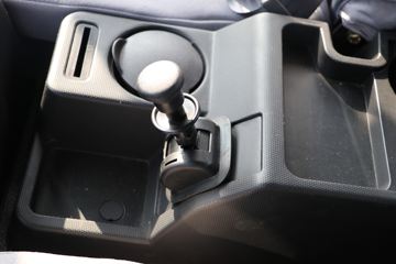 �ɵ��³� T6ϵ�� 220���� 6X2 5.2����ж��(����)ͼƬ