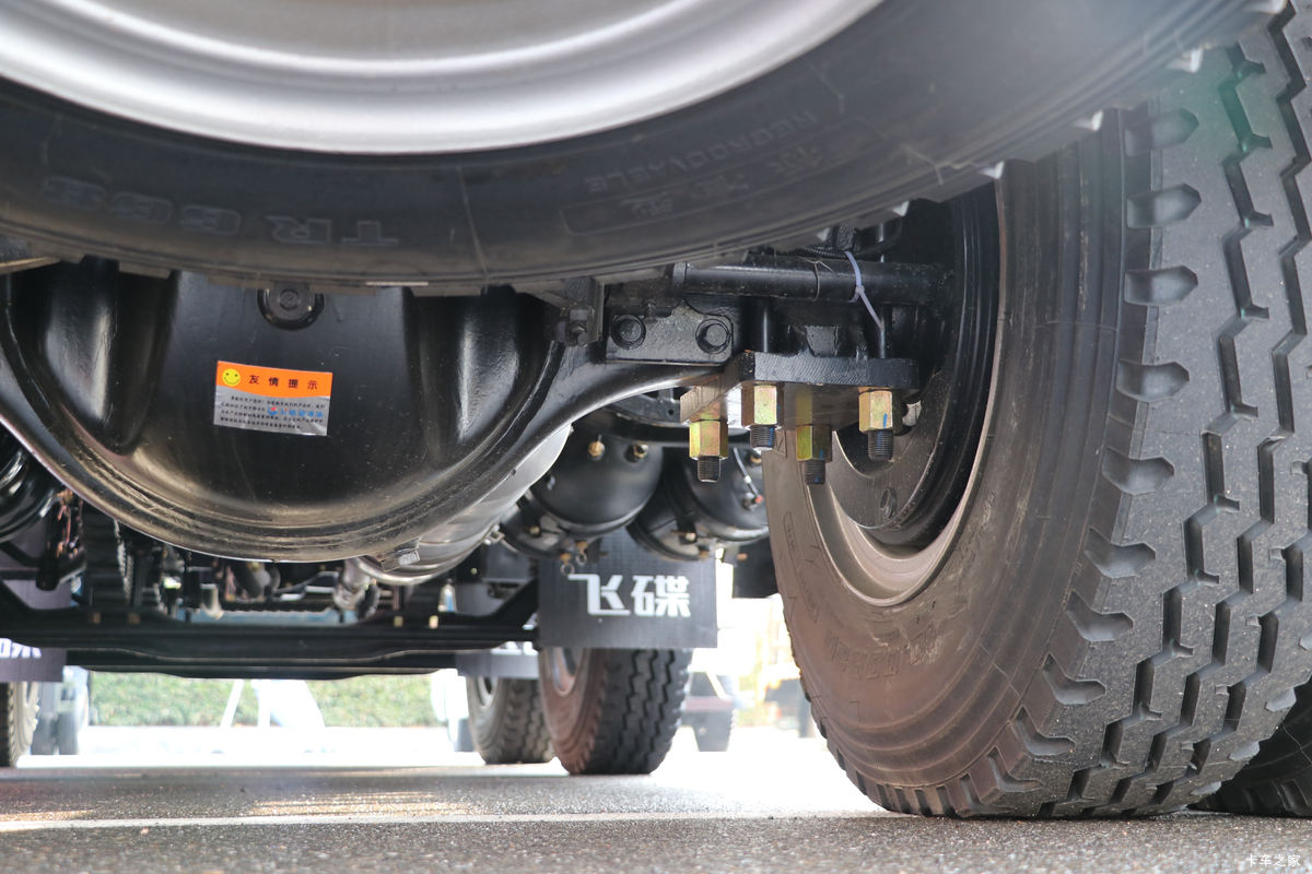 �ɵ��³� T6ϵ�� 220���� 6X2 5.2����ж��(����)����                                                