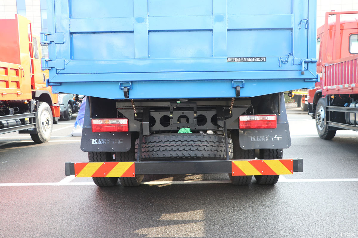 �ɵ��³� T6ϵ�� 220���� 6X2 5.2����ж��(����)����                                                