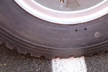 �ɵ��³� T6ϵ�� 220���� 6X2 5.2����ж��(����)ͼƬ