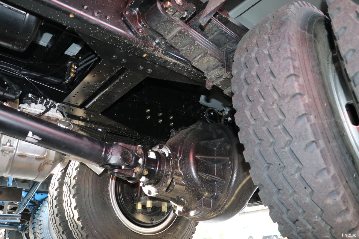 �ɵ��³� T6ϵ�� 220���� 6X2 5.2����ж��(����)����                                                