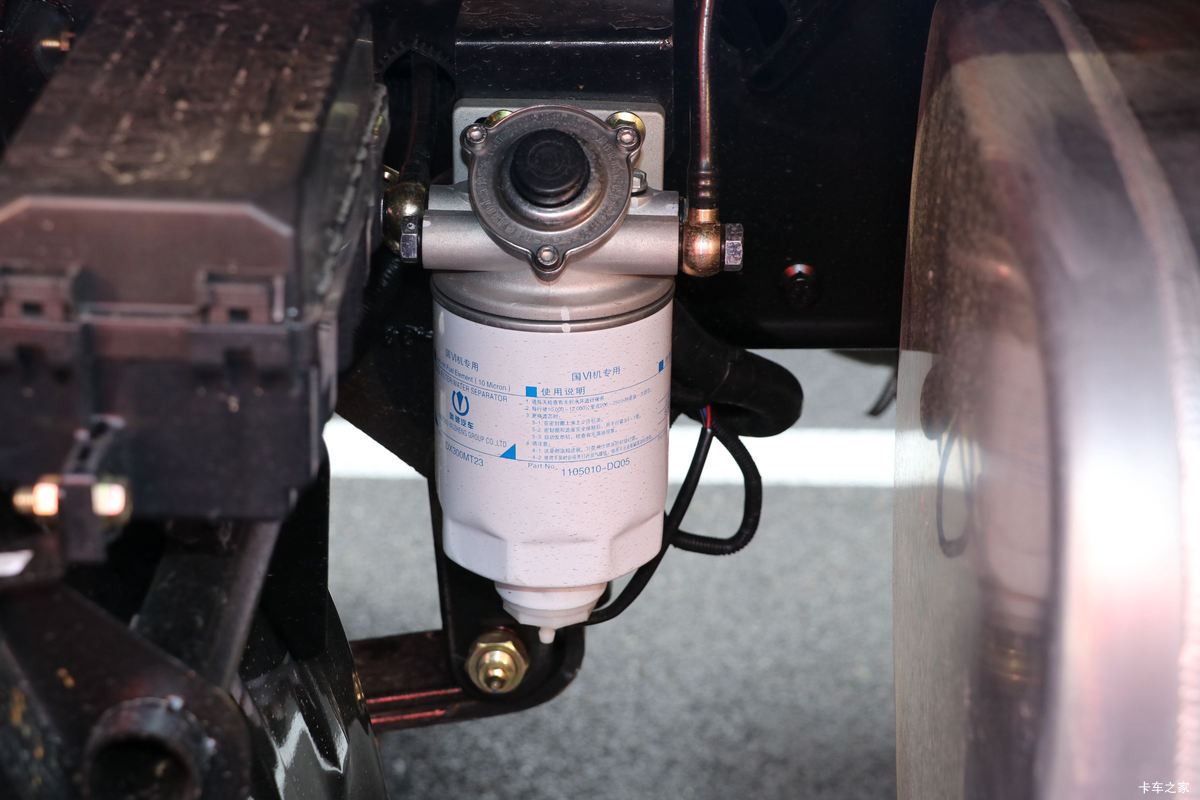 �ɵ��³� T6ϵ�� 220���� 6X2 5.2����ж��(����)����                                                