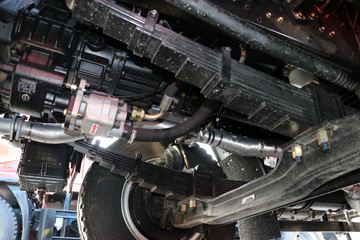 �ɵ��³� T6ϵ�� 220���� 6X2 5.2����ж��(����)ͼƬ