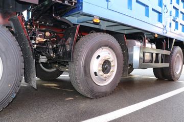 �ɵ��³� T6ϵ�� 220���� 6X2 5.2����ж��(����)ͼƬ