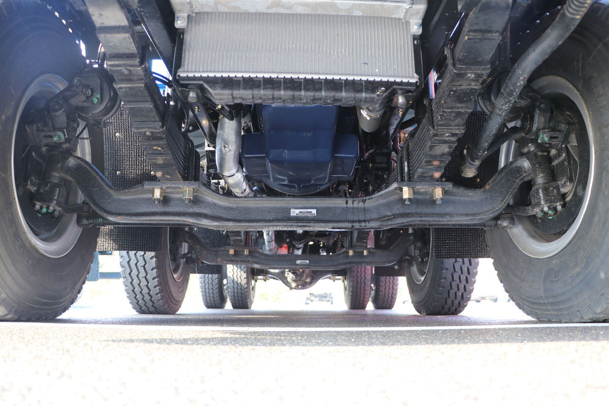 �ɵ��³� T6ϵ�� 220���� 6X2 5.2����ж��(����)����                                                