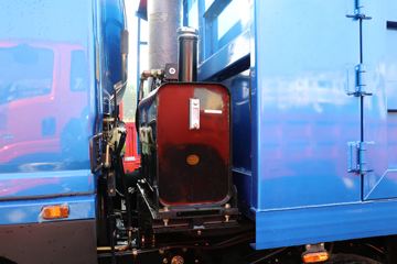 �ɵ��³� T6ϵ�� 220���� 6X2 5.2����ж��(����)ͼƬ