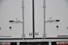 东风 多利卡D6 129马力 4.17米单排厢式轻卡(EQ5041XXY8BD2AC)