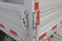 长安跨越王X5 舒适版 1.5L 112马力 3.6米单排仓栅式小卡(国六)(SC5031CCYFRD65)