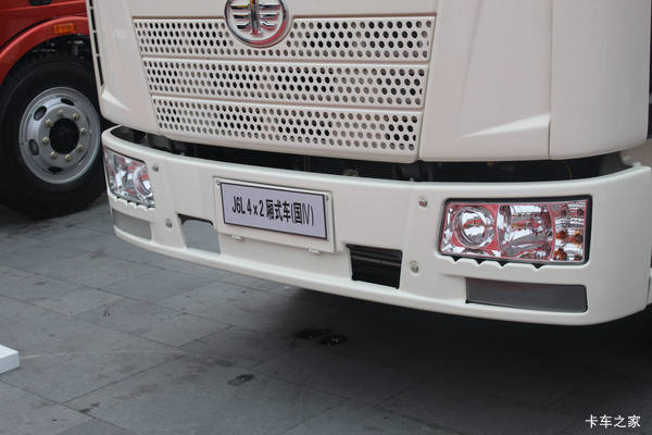 J6L6.8米载货车清仓处理剩余不多抓紧抢购了