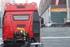 解放 J6P重卡 390马力 6X4 牵引车(轻量化)(CA4250P66K24T1E)