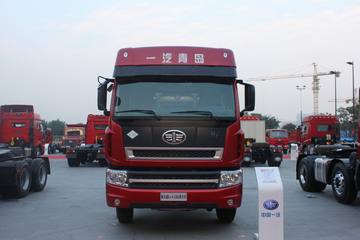青岛解放 新大威重卡 336马力 6X4 LNG牵引车(CA4258P2K15T1NA80)
