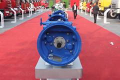 一汽解放CA8TAX135M超速档 8挡 手动挡变速箱