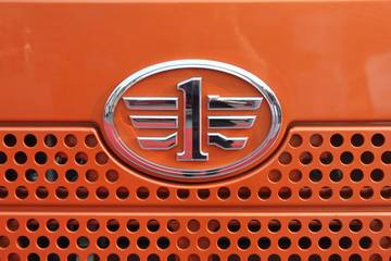 һ����� J6P 220���� 4X2 ��ˮ��(CA5160GSSP62K1L2E4A)ͼƬ