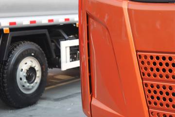 һ����� J6P 220���� 4X2 ��ˮ��(CA5160GSSP62K1L2E4A)ͼƬ