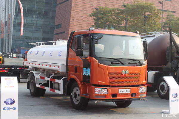 一汽解放 J6P 220马力 4X2 洒水车(CA5160GSSP62K1L2E4A)