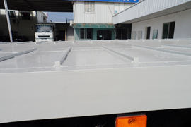 华菱底盘&nbsp;平板运输车上装图片