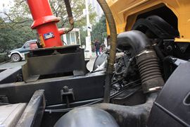 杰狮&nbsp;垃圾运输车上装图片