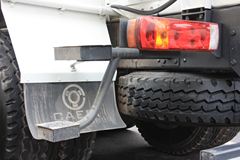 上汽红岩 杰狮 340马力 6X4 混凝土搅拌车(CQ5254GJBHTG384)