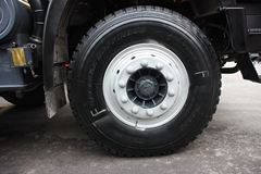 上汽红岩 杰狮 380马力 8X4 粉粒物料车(潍柴)(CQ5314GFLHTG466)