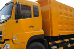 东风商用车 大力神重卡 375马力 6X4 9米自卸车(DFL3241A10)