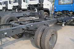 东风商用车 天锦中卡 140马力 4X2 6.75米栏板载货车(DFL1120B7)