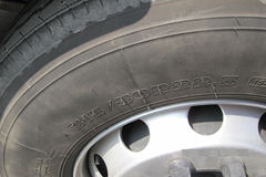 东风商用车 天龙重卡 375马力 6X4 牵引车(DFL4251A8)