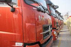 东风商用车 天龙重卡 375马力 6X4 牵引车(DFL4251A8)