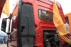 陕汽 德龙M3000重卡 340马力 6X4 牵引车(SX4257GR324)