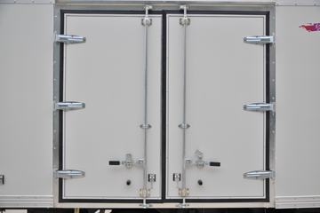 ����;�� T5 95���� 3.7�׵�����ʽС��(����)(EQ5040XXY16DCAC)ͼƬ