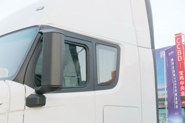 �������ó� ���¡��� ����� 560���� 6X4 ��ͷǣ����(����)ͼƬ