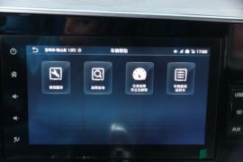 轾德·炎&nbsp;牵引车驾驶室                                               图片