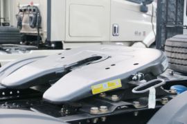 轾德·炎&nbsp;牵引车底盘                                                图片