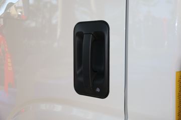 ���� ����M3 130���� 4.16�׵��������Ῠ(����)ͼƬ