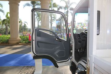 ���� ����M3 130���� 4.16�׵��������Ῠ(����)ͼƬ