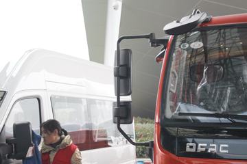  D8 190 4X2 6.2Űػ()(EQ1160S8CDE)ͼƬ