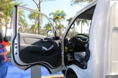 凯马 锐航X3 127马力 4X2 3.83自卸车(国六)(KMC3040HX318D6)