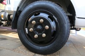 锐航X1&nbsp;自卸车底盘                                                图片