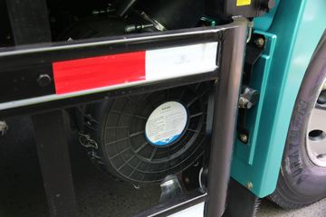 �������ó� ������3 ���˰� 250���� 4X2 6.75�ײ�դʽ�ػ���(����)ͼƬ