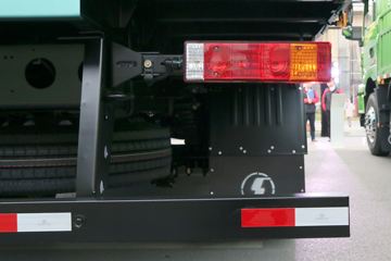 �������ó� ������3 ���˰� 250���� 4X2 6.75�ײ�դʽ�ػ���(����)ͼƬ