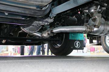 �������ó� ������3 ���˰� 250���� 4X2 6.75�ײ�դʽ�ػ���(����)ͼƬ