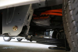 锐捷S&nbsp;电动封闭厢货底盘图片