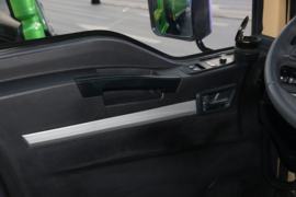 轩德翼3&nbsp;自卸车驾驶室                                               图片