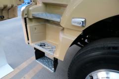 陕汽商用车 轩德翼3 强劲版 350马力 8X4 5.6米自卸车(国六)(SX3310MP6266)
