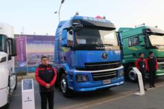 陕汽商用车 轩德翼3 城际版 500马力 6X4牵引车(国六)(SX4250MP6324)